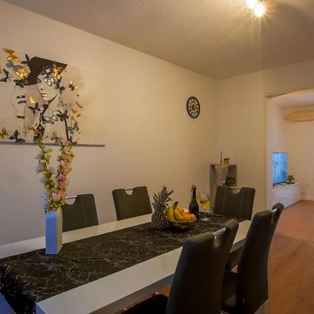 Apartman Mia With Pool1 Split Eksteriør billede