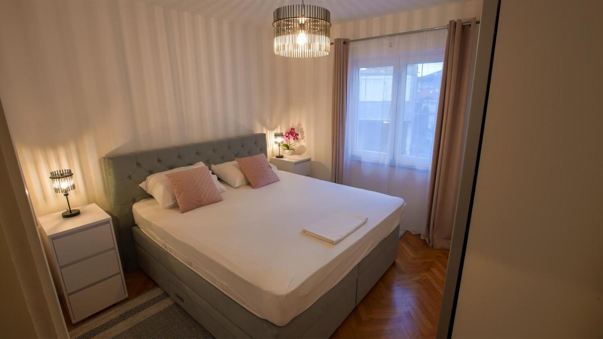 Apartman Mia With Pool1 Split Eksteriør billede
